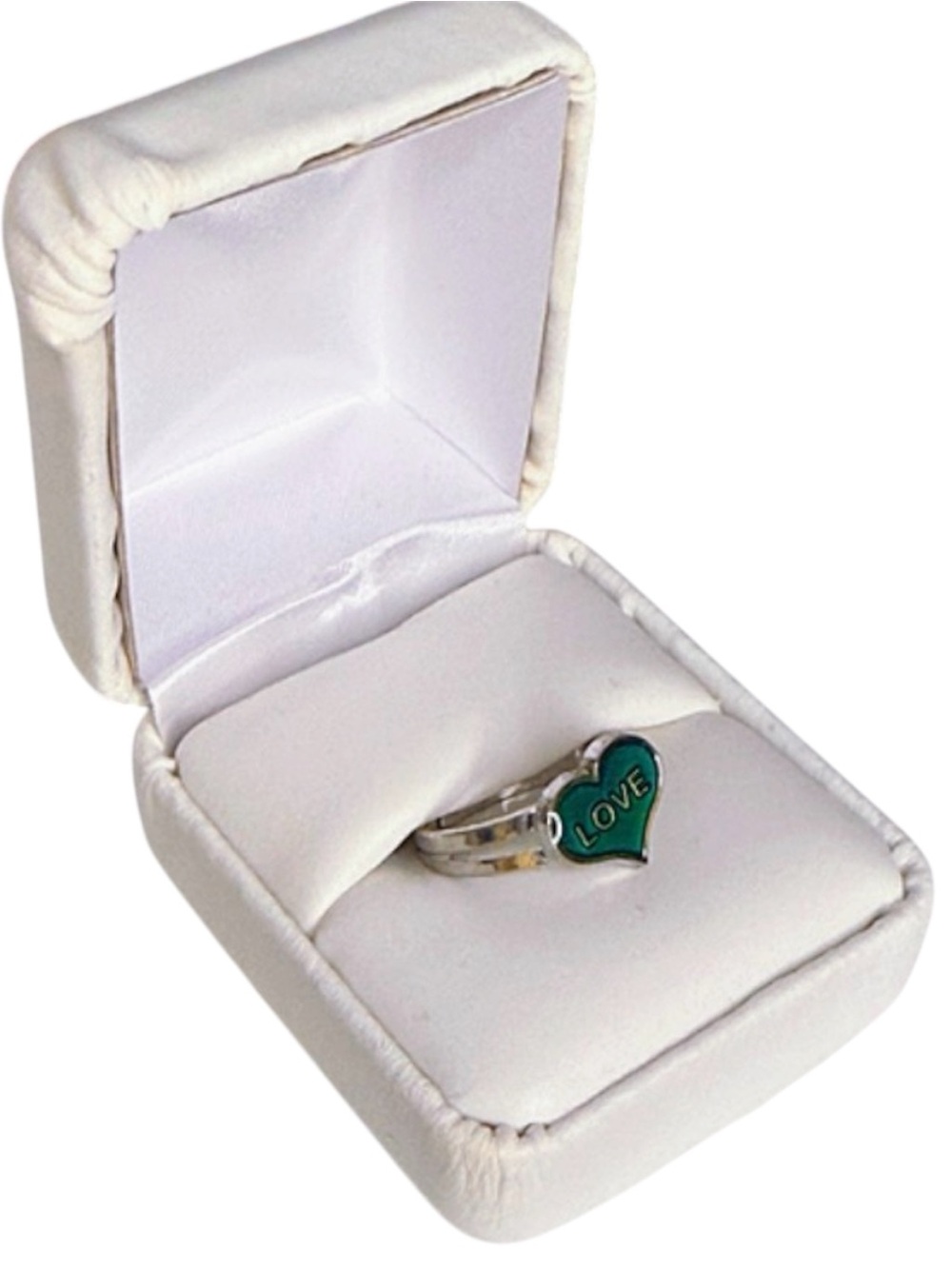 Amazon Y2K heart mood ring size 6